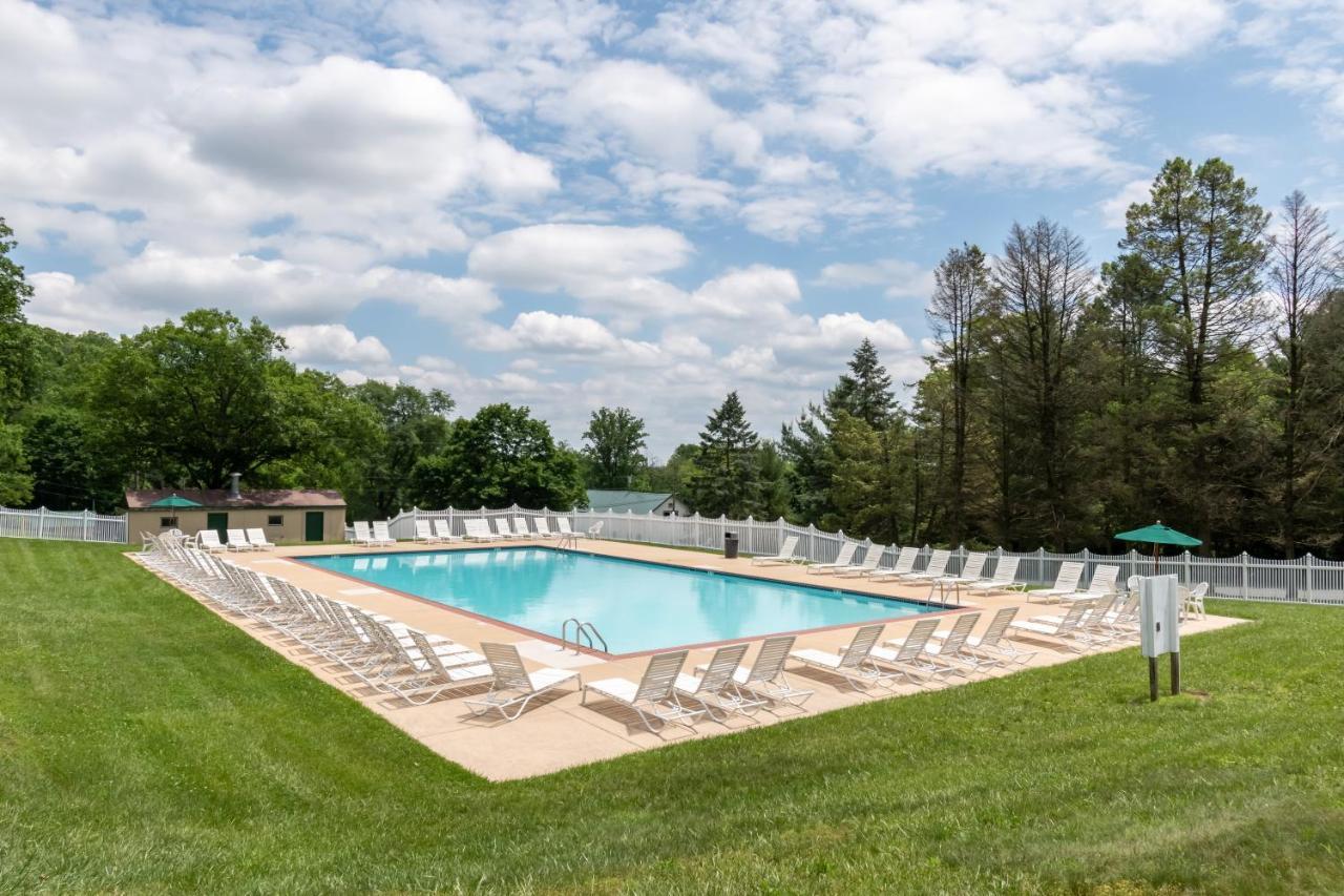 Spring Gulch Screened Park Model 6 Mount Airy Экстерьер фото